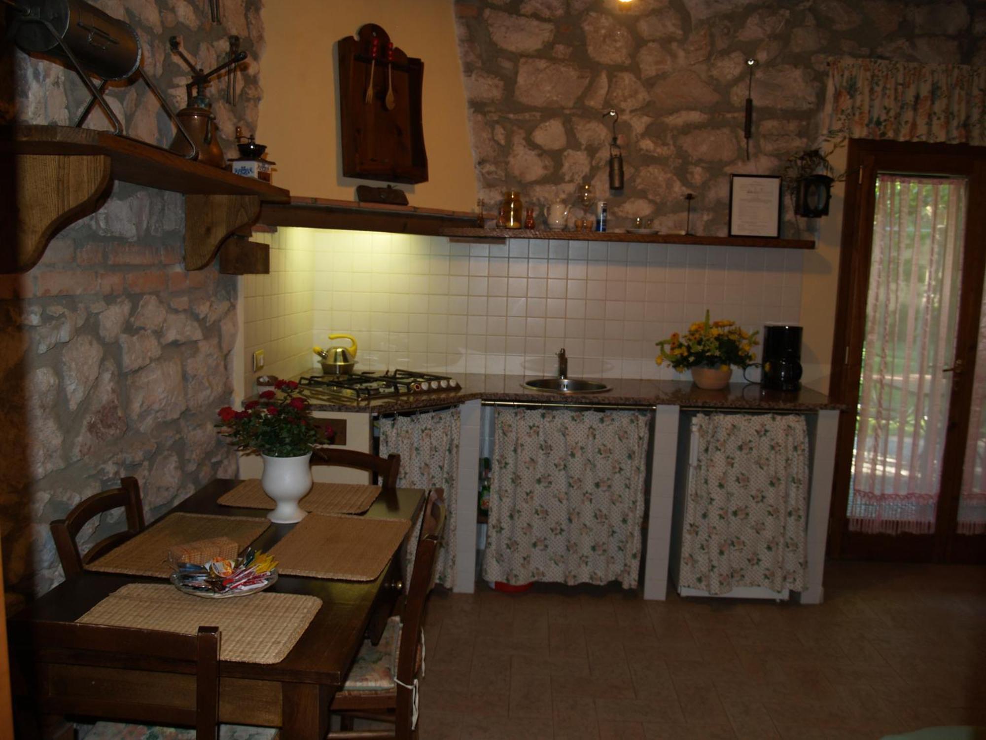 卡斯蒂里昂纳·德拉佩Agriturist Prile别墅 外观 照片
